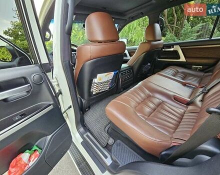 Тойота Ленд Крузер, объемом двигателя 4.46 л и пробегом 150 тыс. км за 68000 $, фото 11 на Automoto.ua