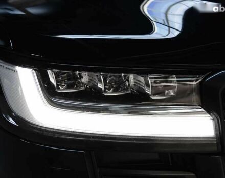 Тойота Ленд Крузер, объемом двигателя 3.3 л и пробегом 15 тыс. км за 80990 $, фото 4 на Automoto.ua