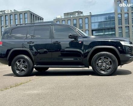 Тойота Ленд Крузер, объемом двигателя 3.3 л и пробегом 83 тыс. км за 74500 $, фото 14 на Automoto.ua