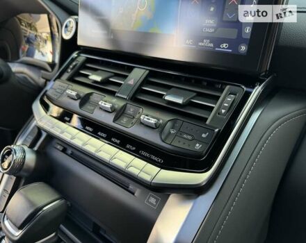 Тойота Ленд Крузер, объемом двигателя 3.3 л и пробегом 13 тыс. км за 89999 $, фото 43 на Automoto.ua