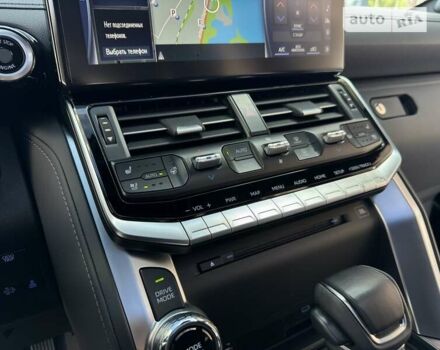 Тойота Ленд Крузер, объемом двигателя 3.3 л и пробегом 13 тыс. км за 89999 $, фото 34 на Automoto.ua