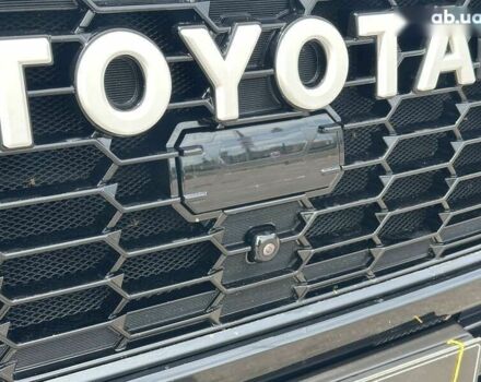 Тойота Ленд Крузер, объемом двигателя 3.3 л и пробегом 83 тыс. км за 74500 $, фото 22 на Automoto.ua