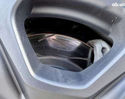 Тойота Ленд Крузер, объемом двигателя 3.3 л и пробегом 53 тыс. км за 78999 $, фото 18 на Automoto.ua