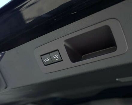 Тойота Ленд Крузер, объемом двигателя 3.4 л и пробегом 42 тыс. км за 82574 $, фото 10 на Automoto.ua