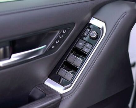 Тойота Ленд Крузер, объемом двигателя 3.3 л и пробегом 69 тыс. км за 80012 $, фото 15 на Automoto.ua