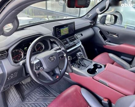 Тойота Ленд Крузер, объемом двигателя 3.3 л и пробегом 53 тыс. км за 78999 $, фото 22 на Automoto.ua