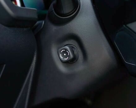 Тойота Ленд Крузер, объемом двигателя 3.3 л и пробегом 69 тыс. км за 80012 $, фото 17 на Automoto.ua