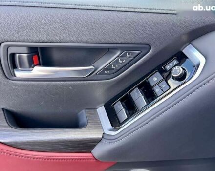 Тойота Ленд Крузер, объемом двигателя 3.3 л и пробегом 53 тыс. км за 78999 $, фото 21 на Automoto.ua