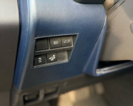 Тойота Ленд Крузер, объемом двигателя 3.45 л и пробегом 54 тыс. км за 95000 $, фото 15 на Automoto.ua