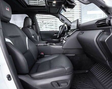 Тойота Ленд Крузер, объемом двигателя 3.3 л и пробегом 69 тыс. км за 80012 $, фото 5 на Automoto.ua