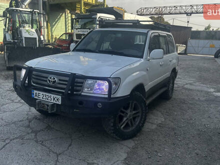 Тойота Ленд Крузер 1998 у Дніпро (Дніпропетровську) на Automoto.ua Тойота Ленд Крузер, об'ємом двигуна 4.66 л та пробігом 419 тис. км за 16000 $, фото 1 на Automoto.ua