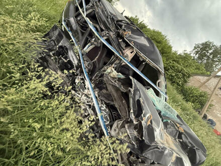 Тойота Ленд Крузер, объемом двигателя 4.7 л и пробегом 275 тыс. км за 9999 $, фото 1 на Automoto.ua