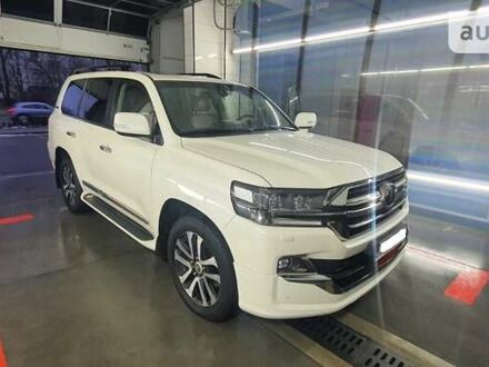 Тойота Ленд Крузер 2019 у Хмельницькому на Automoto.ua Тойота Ленд Крузер, об'ємом двигуна 4.5 л та пробігом 84 тис. км за 63000 $, фото 1 на Automoto.ua