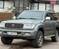 Серый Тойота Ленд Крузер, объемом двигателя 4.7 л и пробегом 460 тыс. км за 8500 $, фото 2 на Automoto.ua