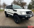 Серый Тойота Ленд Крузер, объемом двигателя 4.5 л и пробегом 210 тыс. км за 23500 $, фото 2 на Automoto.ua