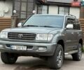Серый Тойота Ленд Крузер, объемом двигателя 4.7 л и пробегом 460 тыс. км за 8500 $, фото 1 на Automoto.ua