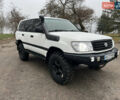Серый Тойота Ленд Крузер, объемом двигателя 4.48 л и пробегом 210 тыс. км за 23000 $, фото 2 на Automoto.ua