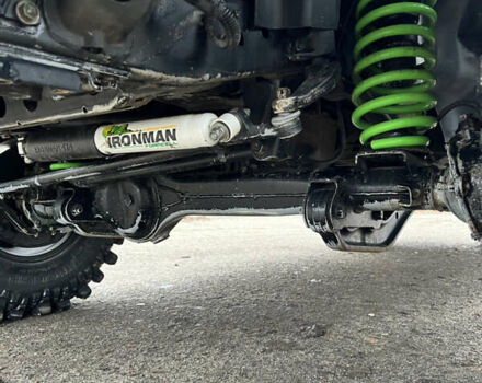 Серый Тойота Ленд Крузер, объемом двигателя 4.48 л и пробегом 210 тыс. км за 23000 $, фото 13 на Automoto.ua