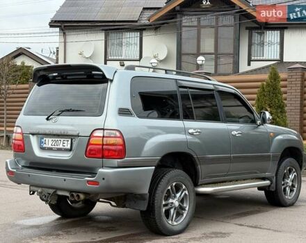 Серый Тойота Ленд Крузер, объемом двигателя 4.7 л и пробегом 460 тыс. км за 8500 $, фото 32 на Automoto.ua