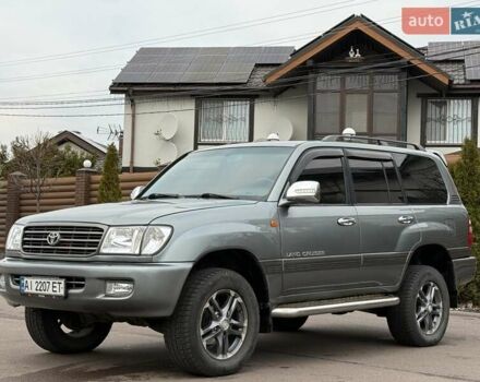Серый Тойота Ленд Крузер, объемом двигателя 4.7 л и пробегом 460 тыс. км за 8500 $, фото 6 на Automoto.ua