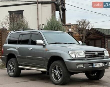 Серый Тойота Ленд Крузер, объемом двигателя 4.7 л и пробегом 460 тыс. км за 8500 $, фото 14 на Automoto.ua