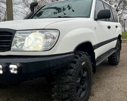 Серый Тойота Ленд Крузер, объемом двигателя 4.5 л и пробегом 210 тыс. км за 23500 $, фото 8 на Automoto.ua