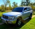 Серый Тойота Ленд Крузер, объемом двигателя 4.7 л и пробегом 525 тыс. км за 11000 $, фото 1 на Automoto.ua