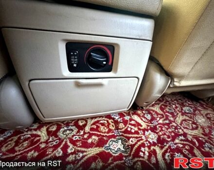 Серый Тойота Ленд Крузер, объемом двигателя 4.7 л и пробегом 525 тыс. км за 11000 $, фото 11 на Automoto.ua