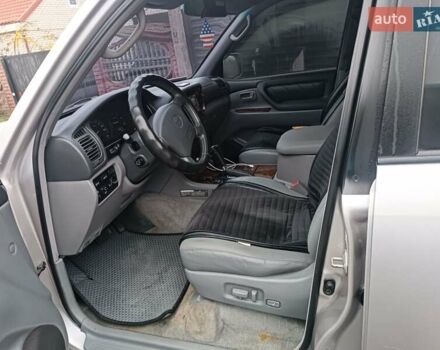 Сірий Тойота Ленд Крузер, об'ємом двигуна 4.2 л та пробігом 422 тис. км за 14300 $, фото 9 на Automoto.ua
