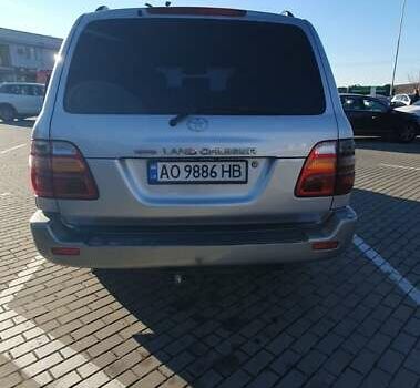 Сірий Тойота Ленд Крузер, об'ємом двигуна 4.2 л та пробігом 356 тис. км за 15000 $, фото 4 на Automoto.ua