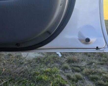 Сірий Тойота Ленд Крузер, об'ємом двигуна 4.2 л та пробігом 231 тис. км за 25000 $, фото 2 на Automoto.ua