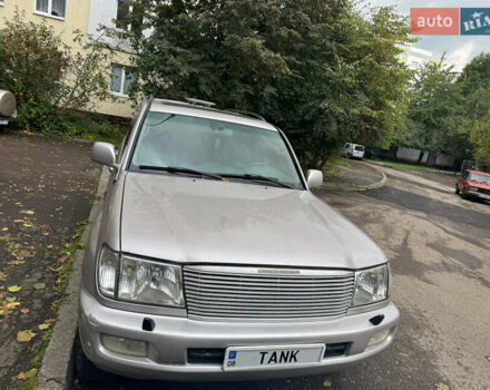 Серый Тойота Ленд Крузер, объемом двигателя 4.7 л и пробегом 419 тыс. км за 10500 $, фото 4 на Automoto.ua