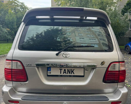 Серый Тойота Ленд Крузер, объемом двигателя 4.7 л и пробегом 419 тыс. км за 10500 $, фото 2 на Automoto.ua