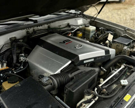 Серый Тойота Ленд Крузер, объемом двигателя 4.7 л и пробегом 421 тыс. км за 11650 $, фото 35 на Automoto.ua