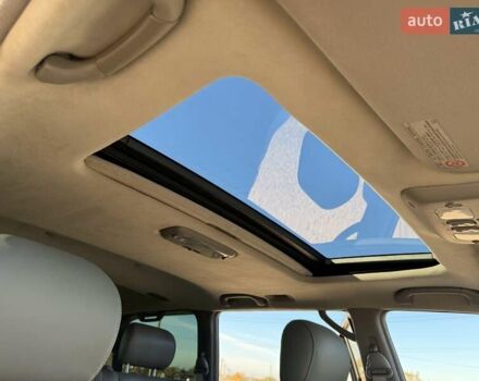 Серый Тойота Ленд Крузер, объемом двигателя 4.66 л и пробегом 342 тыс. км за 15500 $, фото 15 на Automoto.ua