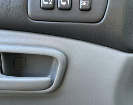 Сірий Тойота Ленд Крузер, об'ємом двигуна 4.66 л та пробігом 248 тис. км за 13099 $, фото 17 на Automoto.ua