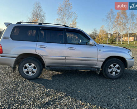 Сірий Тойота Ленд Крузер, об'ємом двигуна 4.66 л та пробігом 248 тис. км за 13099 $, фото 4 на Automoto.ua