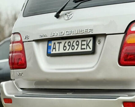 Серый Тойота Ленд Крузер, объемом двигателя 4.7 л и пробегом 421 тыс. км за 11650 $, фото 16 на Automoto.ua