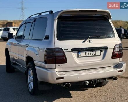 Серый Тойота Ленд Крузер, объемом двигателя 4.66 л и пробегом 342 тыс. км за 15500 $, фото 6 на Automoto.ua