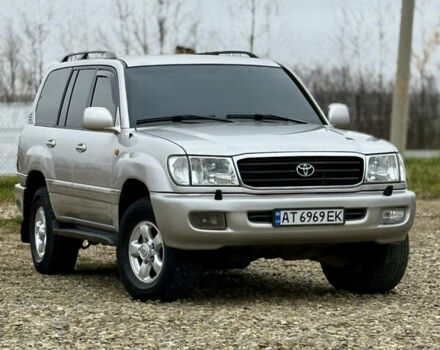 Серый Тойота Ленд Крузер, объемом двигателя 4.7 л и пробегом 421 тыс. км за 11650 $, фото 7 на Automoto.ua