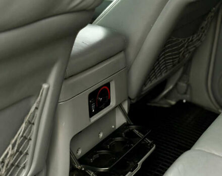 Серый Тойота Ленд Крузер, объемом двигателя 4.7 л и пробегом 421 тыс. км за 11650 $, фото 32 на Automoto.ua