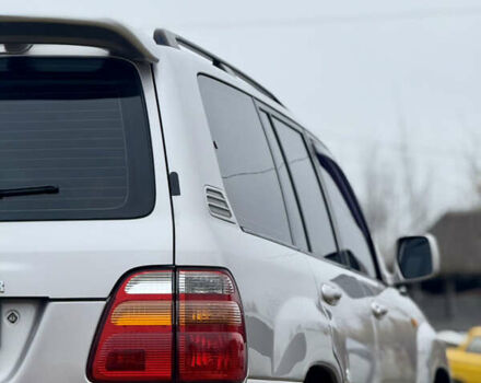 Серый Тойота Ленд Крузер, объемом двигателя 4.7 л и пробегом 421 тыс. км за 11650 $, фото 14 на Automoto.ua