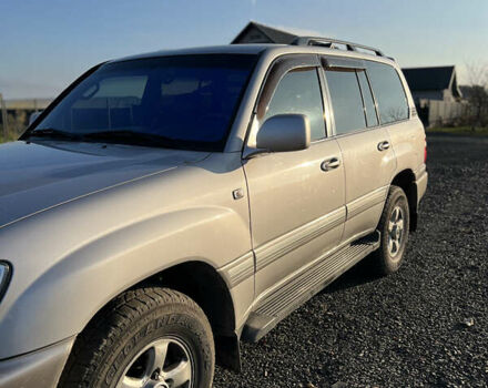 Сірий Тойота Ленд Крузер, об'ємом двигуна 4.66 л та пробігом 248 тис. км за 13099 $, фото 1 на Automoto.ua