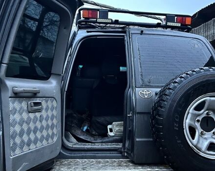 Серый Тойота Ленд Крузер, объемом двигателя 4.2 л и пробегом 0 тыс. км за 25000 $, фото 5 на Automoto.ua