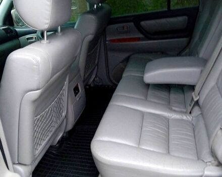 Серый Тойота Ленд Крузер, объемом двигателя 4.7 л и пробегом 291 тыс. км за 16199 $, фото 6 на Automoto.ua