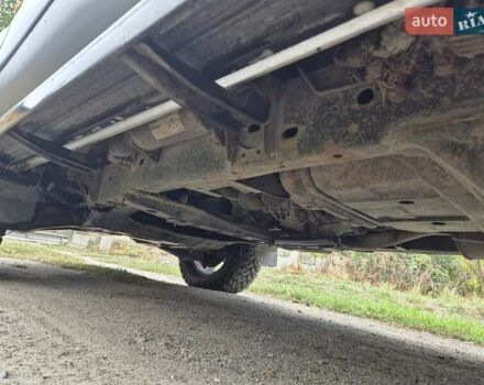 Серый Тойота Ленд Крузер, объемом двигателя 4.2 л и пробегом 453 тыс. км за 16500 $, фото 28 на Automoto.ua