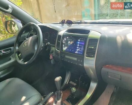 Серый Тойота Ленд Крузер, объемом двигателя 2.98 л и пробегом 327 тыс. км за 11500 $, фото 3 на Automoto.ua