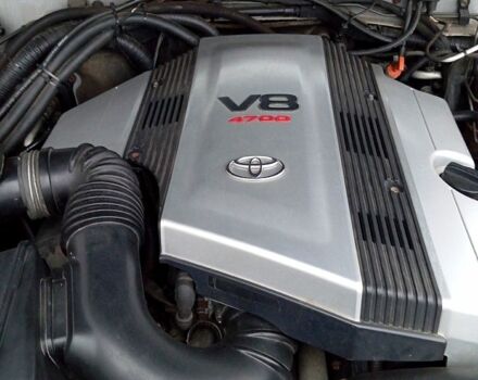 Серый Тойота Ленд Крузер, объемом двигателя 4.7 л и пробегом 291 тыс. км за 16199 $, фото 11 на Automoto.ua