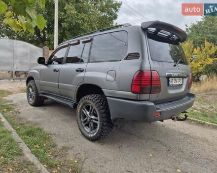 Серый Тойота Ленд Крузер, объемом двигателя 4.2 л и пробегом 453 тыс. км за 16500 $, фото 5 на Automoto.ua