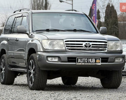 Сірий Тойота Ленд Крузер, об'ємом двигуна 4.66 л та пробігом 406 тис. км за 15000 $, фото 1 на Automoto.ua